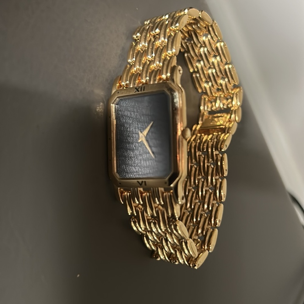 Pre-owned Vintage Citizen Elegance Gold Timepiece with Dark Face - Picture 2 of 4
